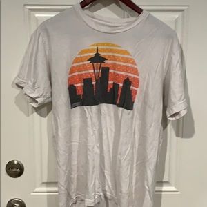 Seattle skyline tshirt. Casual tshirts.